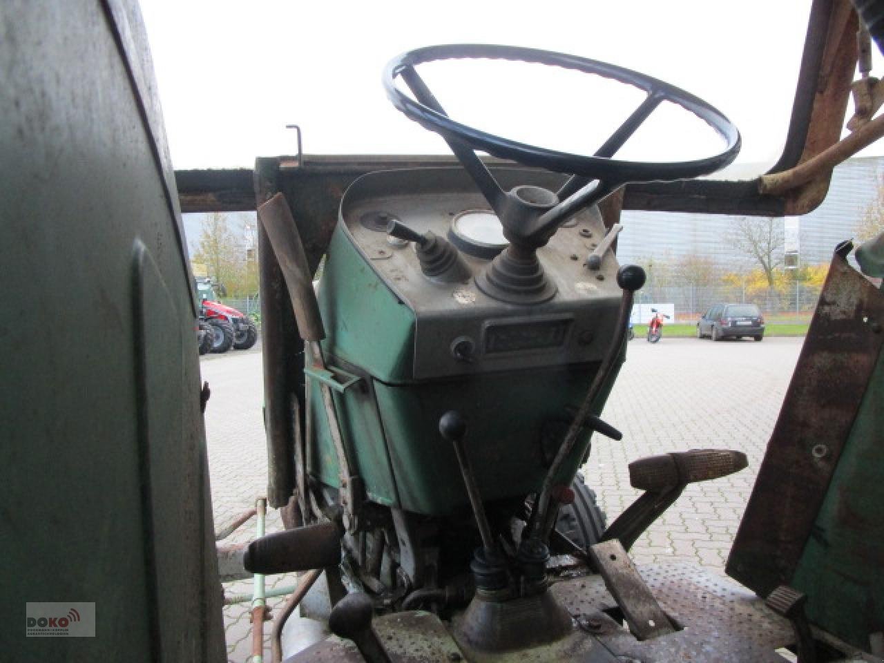 Traktor du type Deutz-Fahr D 6006, Gebrauchtmaschine en Schoenberg (Photo 5)