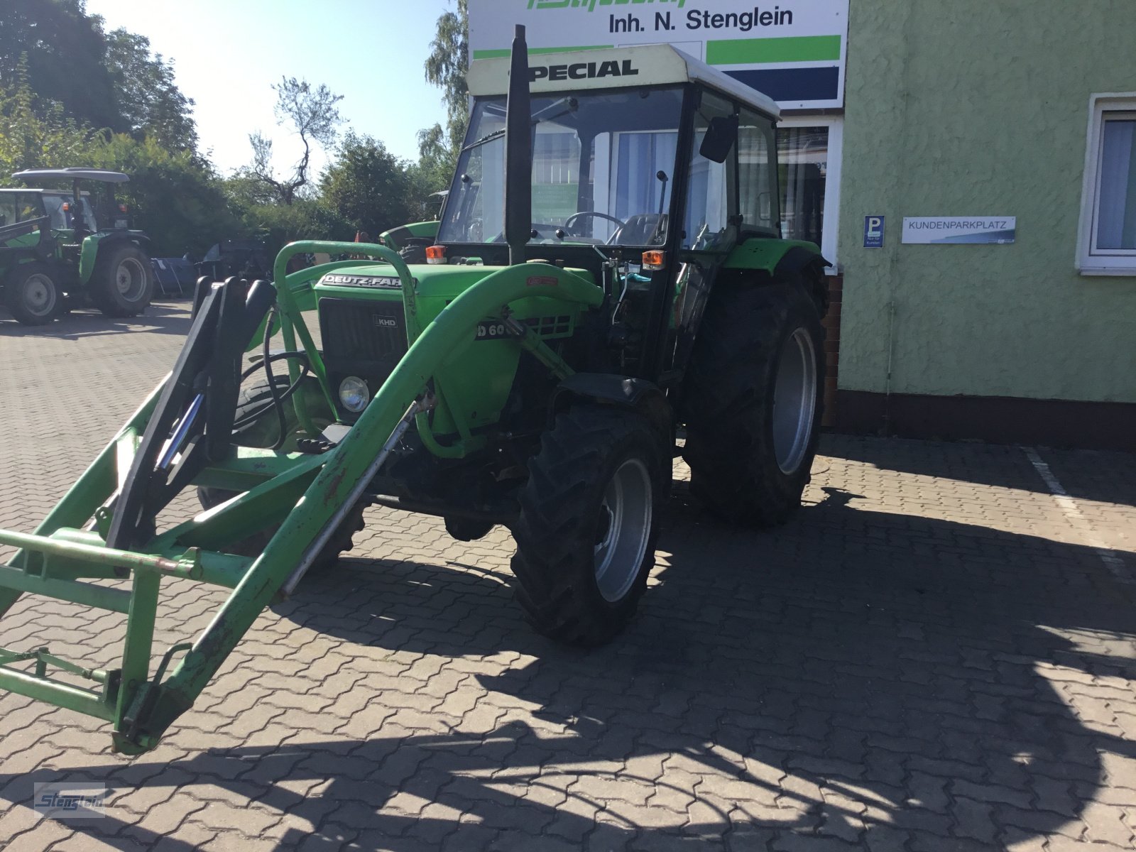 Traktor типа Deutz-Fahr D 6007 A, Gebrauchtmaschine в Kasendorf (Фотография 3)