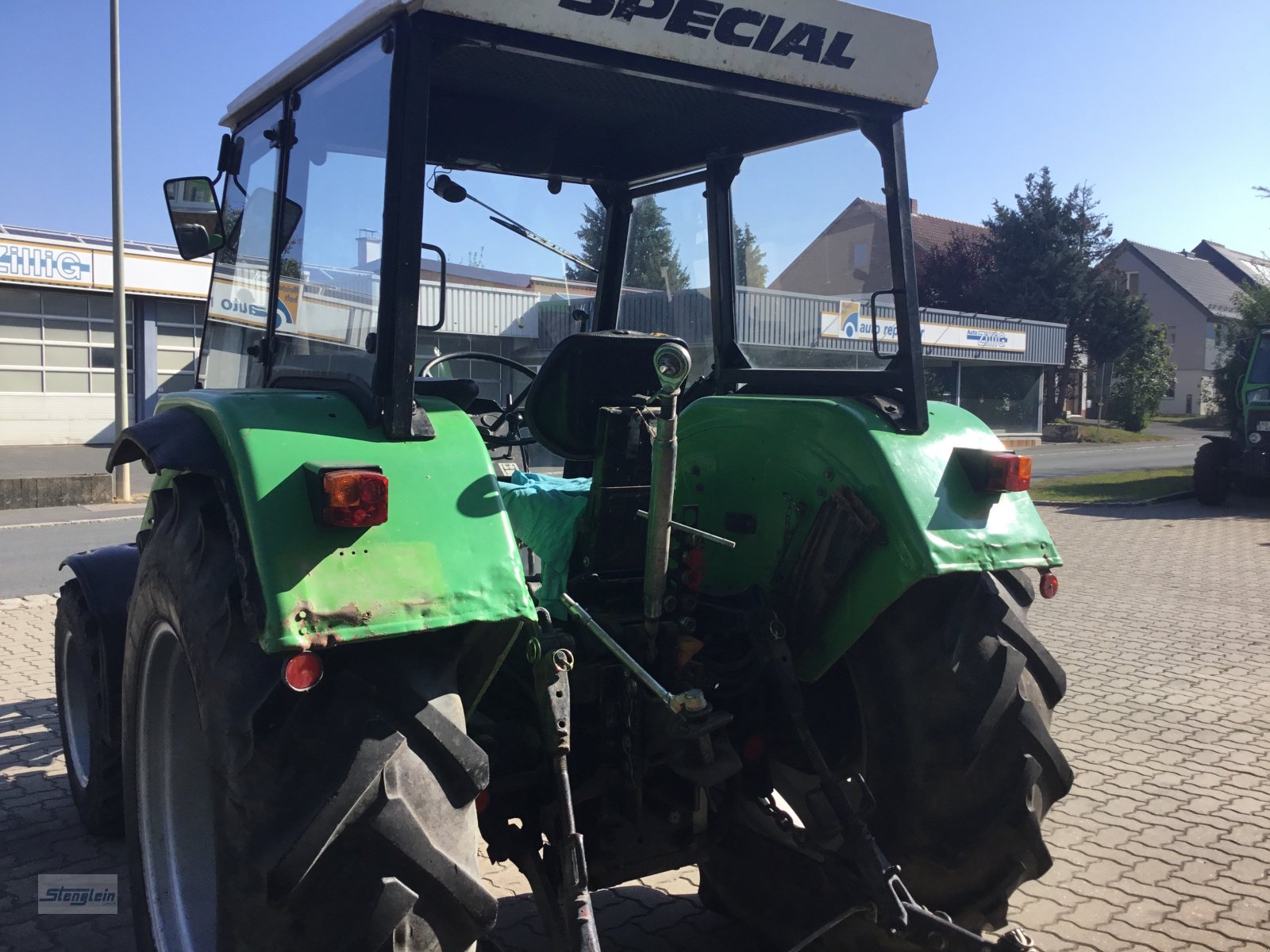 Traktor typu Deutz-Fahr D 6007 A, Gebrauchtmaschine w Kasendorf (Zdjęcie 4)