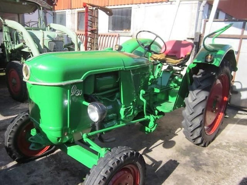 Traktor типа Deutz-Fahr D30, Gebrauchtmaschine в Ziegenhagen