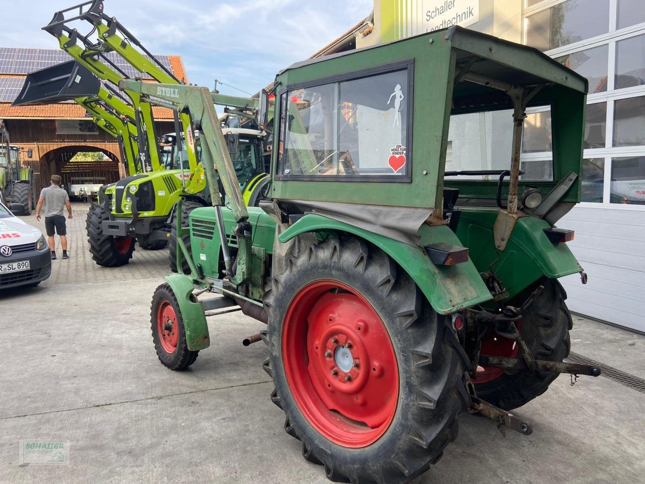 Traktor typu Deutz-Fahr D4006 m. Frontlader und Halbkabine, Gebrauchtmaschine w Geiselhöring (Zdjęcie 10)