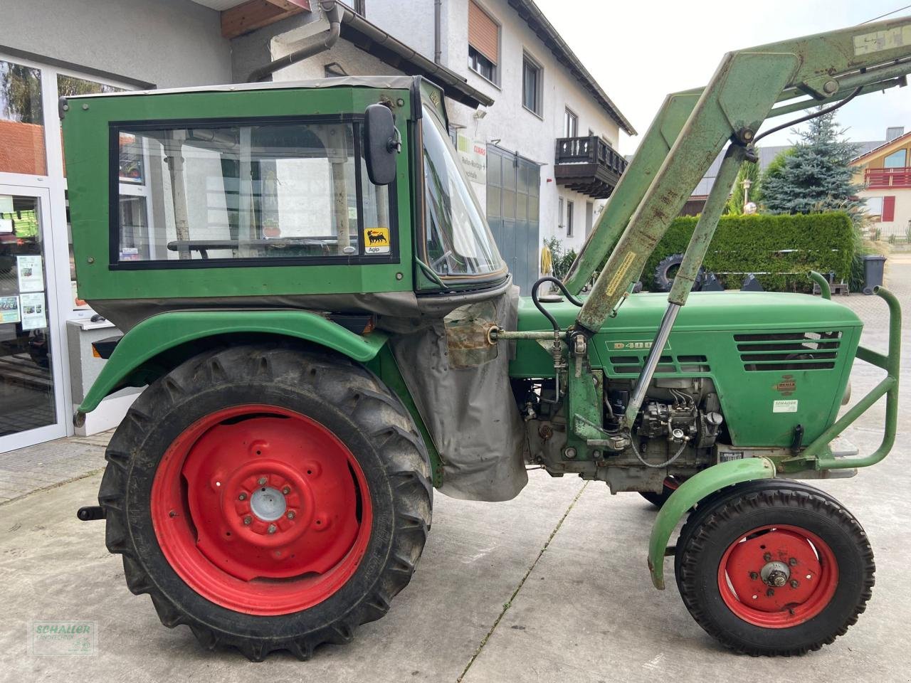 Traktor του τύπου Deutz-Fahr D4006 m. Frontlader und Halbkabine, Gebrauchtmaschine σε Geiselhöring (Φωτογραφία 5)