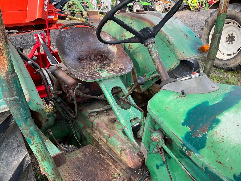 Traktor of the type Deutz-Fahr D50, Gebrauchtmaschine in SAINT NIZIER DE FORNAS (Picture 1)