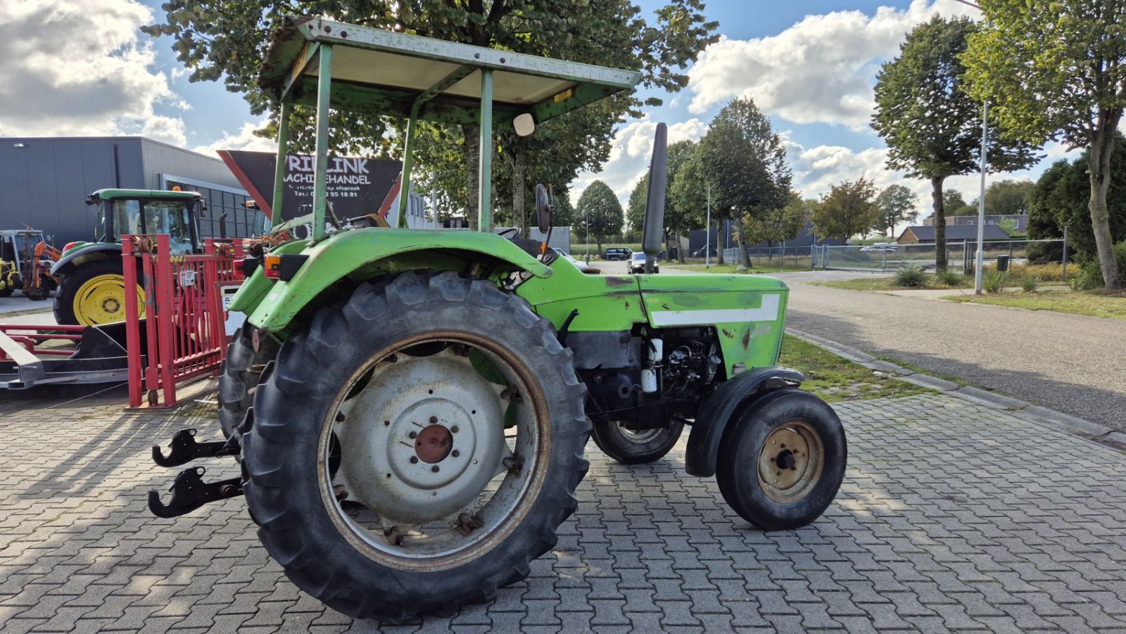 Traktor a típus Deutz-Fahr D6007 met Kruipversnelling, Gebrauchtmaschine ekkor: Schoonebeek (Kép 6)