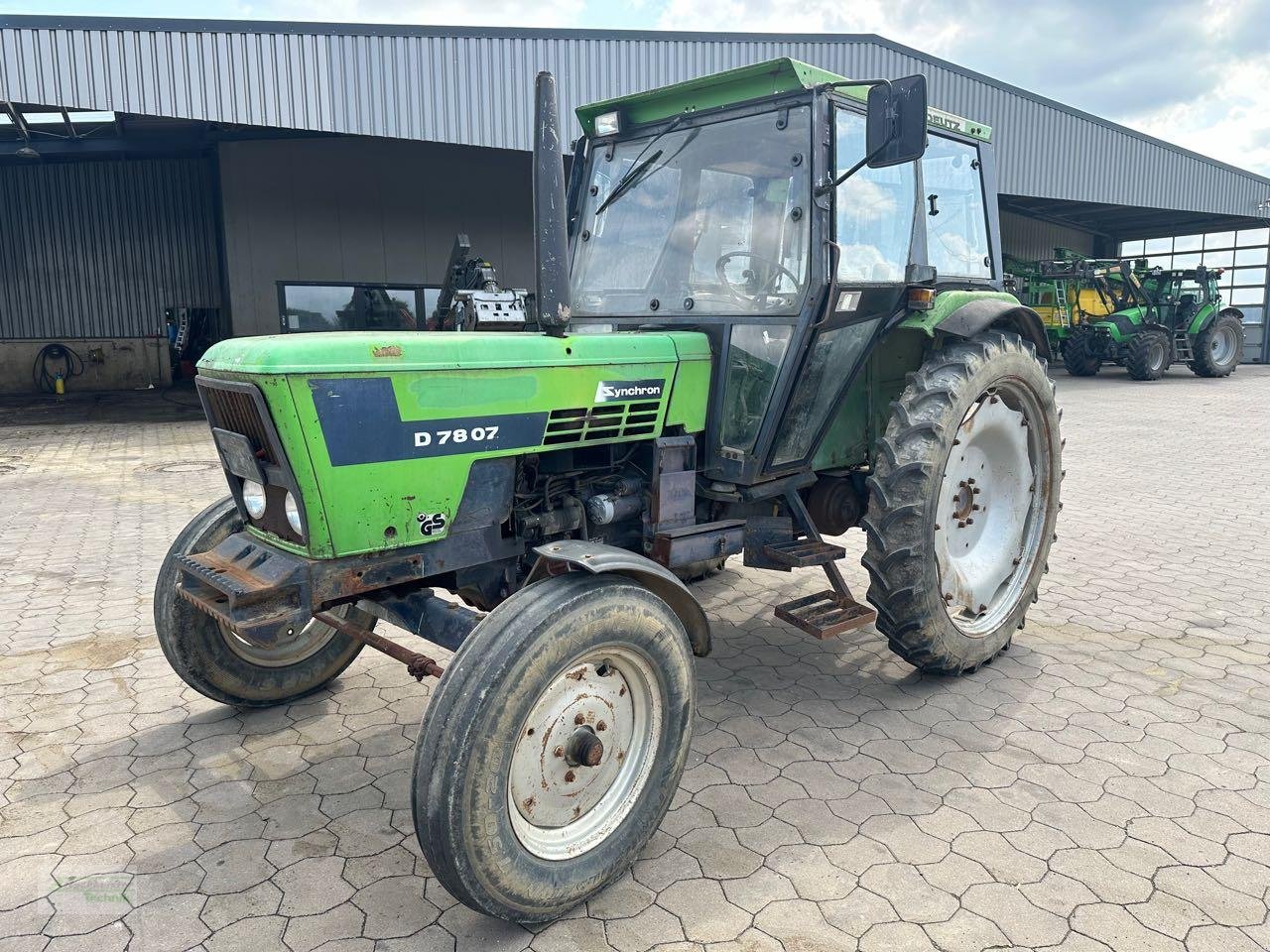 Traktor des Typs Deutz-Fahr D7807 Synchron, Gebrauchtmaschine in Coppenbruegge (Bild 1)