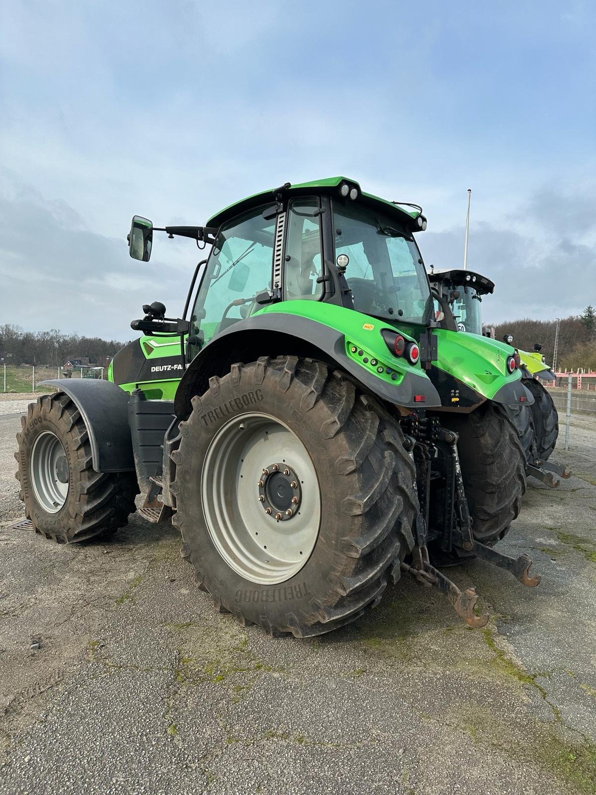 Traktor des Typs Deutz-Fahr Deutz 7250 TTV, Gebrauchtmaschine in Süderlügum (Bild 4)