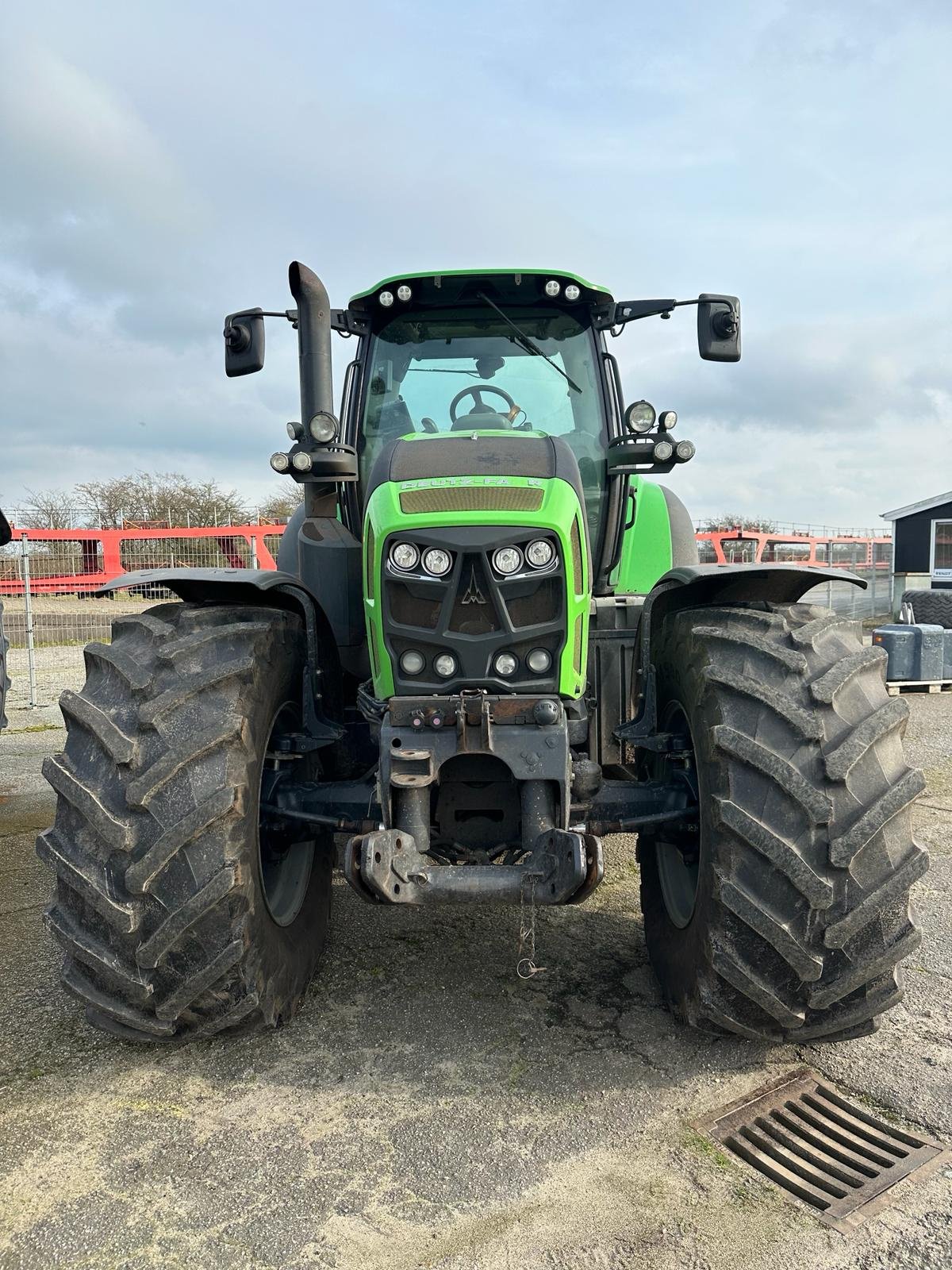 Traktor van het type Deutz-Fahr Deutz 7250 TTV, Gebrauchtmaschine in Süderlügum (Foto 5)