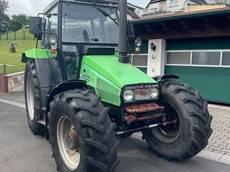 Traktor типа Deutz-Fahr Deutz AgroXtra 4.57 Plus Power Schräghauber Allradschlepper 40 km/h 1.Hd, Gebrauchtmaschine в Niedernhausen OT Engenhahn