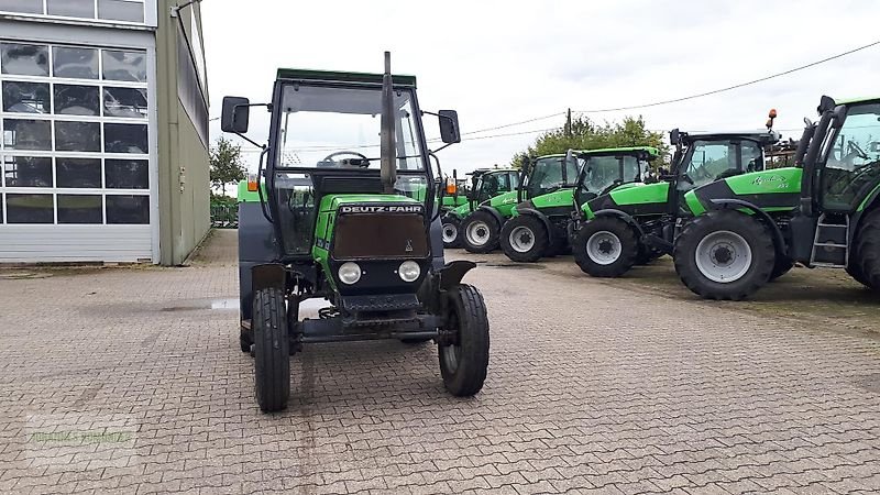 Traktor van het type Deutz-Fahr DEUTZ DX 3.10 star-cab / Kriechgang  original 2452 Stunden, Gebrauchtmaschine in Leichlingen (Foto 2)