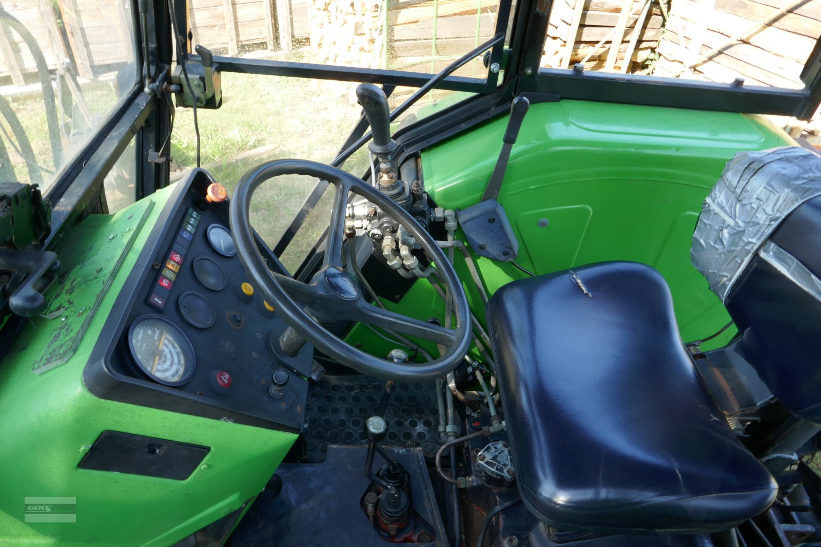 Traktor des Typs Deutz-Fahr DX 3.50 Allr. mit Stoll Frontlader H.G. Guter Zustand!, Gebrauchtmaschine in Langenzenn (Bild 9)