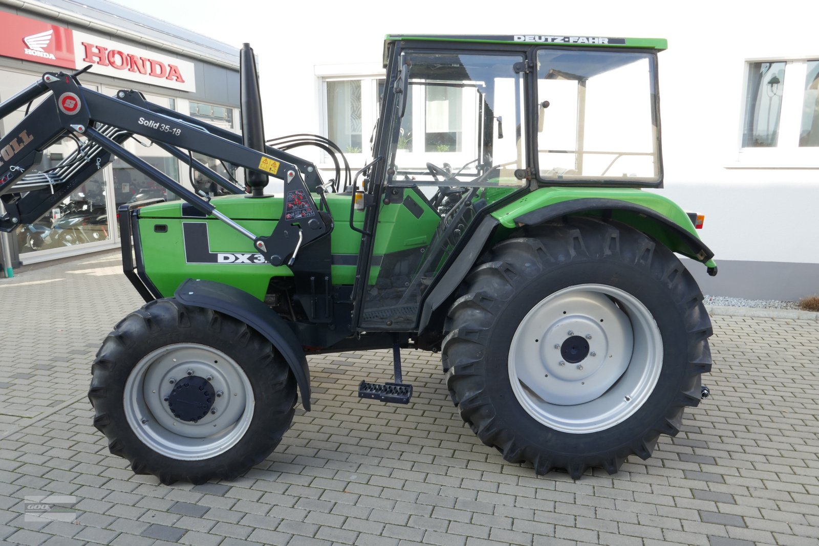 Traktor za tip Deutz-Fahr DX 3.50 Allr. Sehr guter Zustand! Mit fabrikneuen Stoll Ind-Lader, Gebrauchtmaschine u Langenzenn (Slika 4)