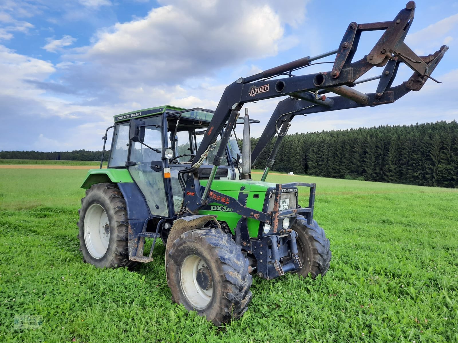 Traktor typu Deutz-Fahr DX 3.60 StarCab, Gebrauchtmaschine w Bronnen (Zdjęcie 2)