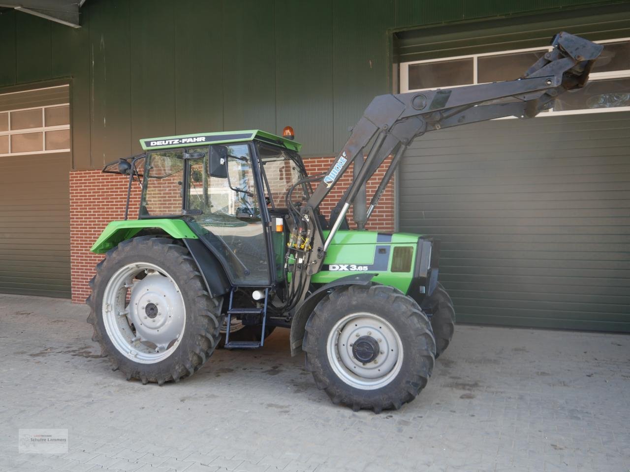 Traktor of the type Deutz-Fahr DX 3.65 Starcab original nur 884 Std., Gebrauchtmaschine in Borken (Picture 1)