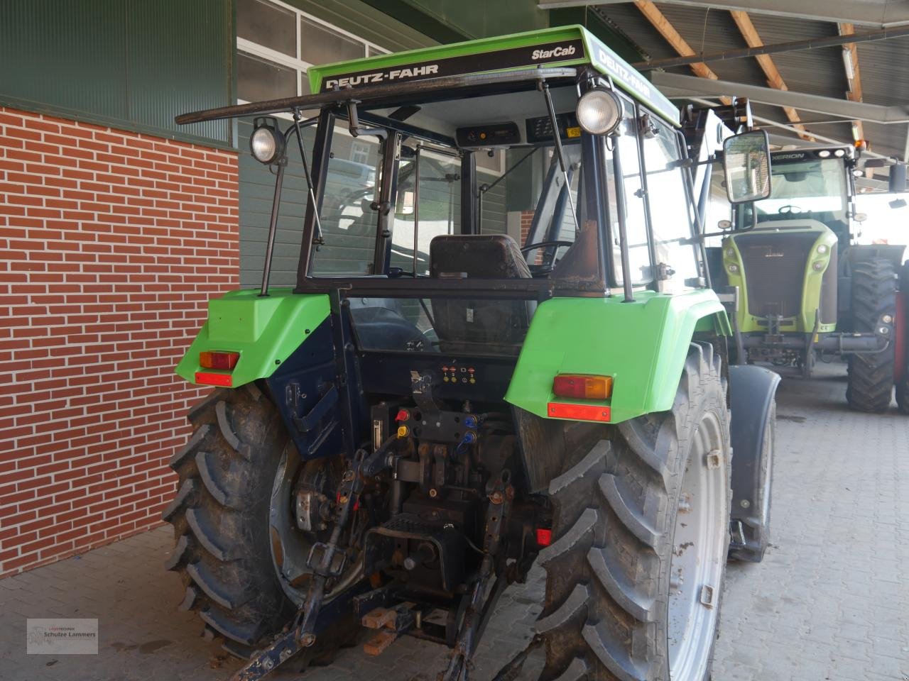 Traktor of the type Deutz-Fahr DX 3.65 Starcab original nur 884 Std., Gebrauchtmaschine in Borken (Picture 7)