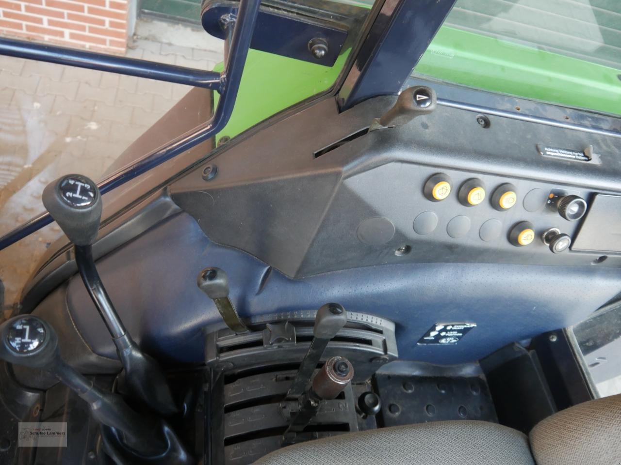 Traktor van het type Deutz-Fahr DX 3.65 Starcab original nur 884 Std., Gebrauchtmaschine in Borken (Foto 12)