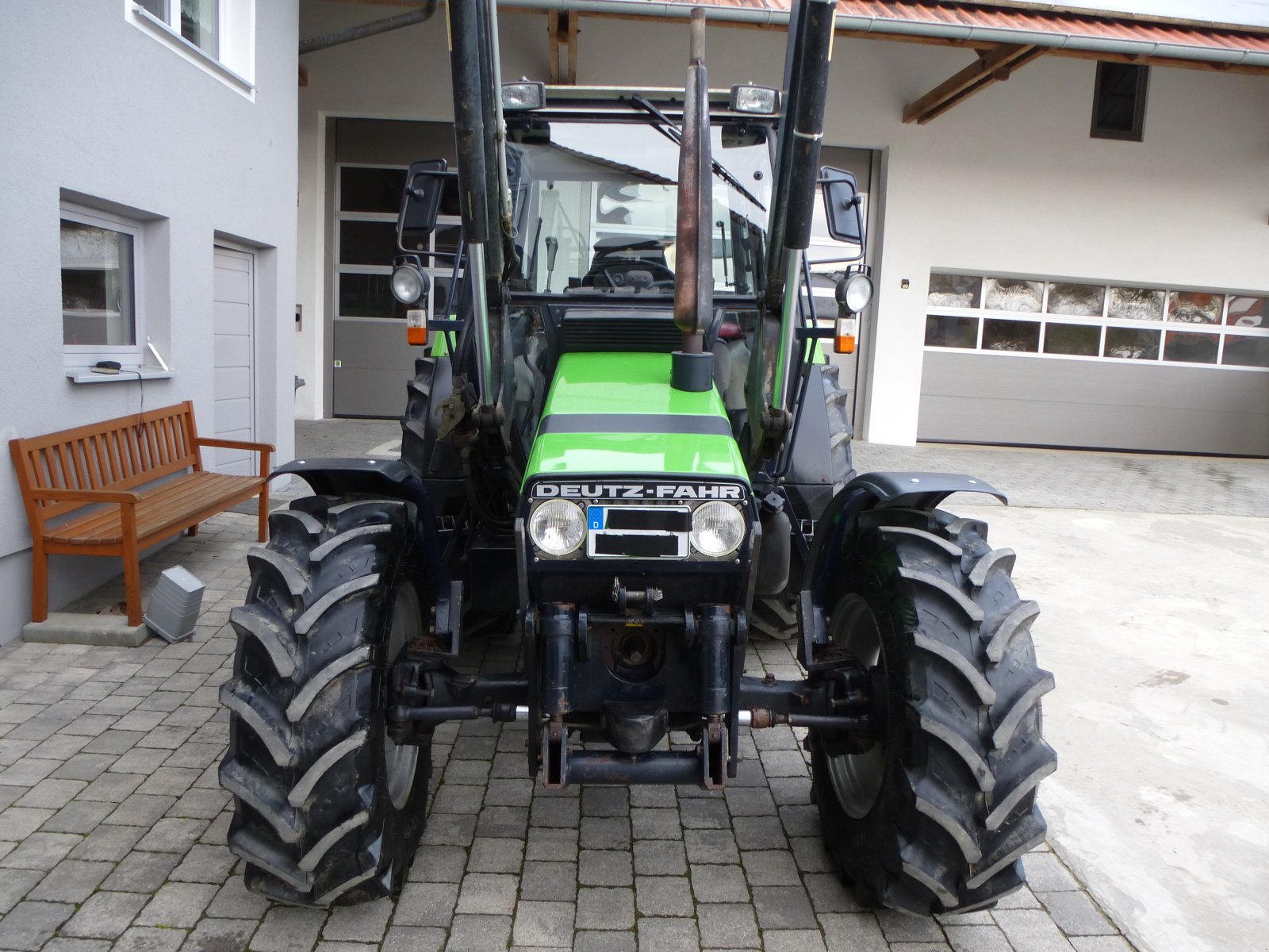 Traktor of the type Deutz-Fahr DX 4.17 AgroXtra, Gebrauchtmaschine in Petersdorf (Picture 4)