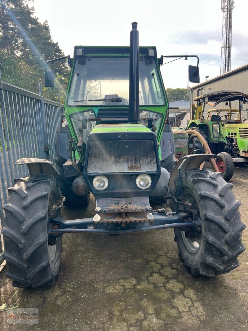 Traktor van het type Deutz-Fahr DX 4.30 inkl. Frontlader "Brandschaden", Gebrauchtmaschine in Marl (Foto 4)