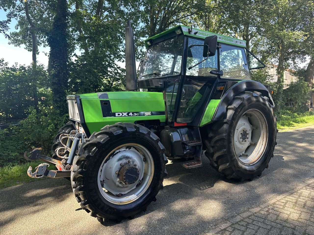 Traktor του τύπου Deutz-Fahr DX 4.30, Gebrauchtmaschine σε Rossum (Φωτογραφία 1)