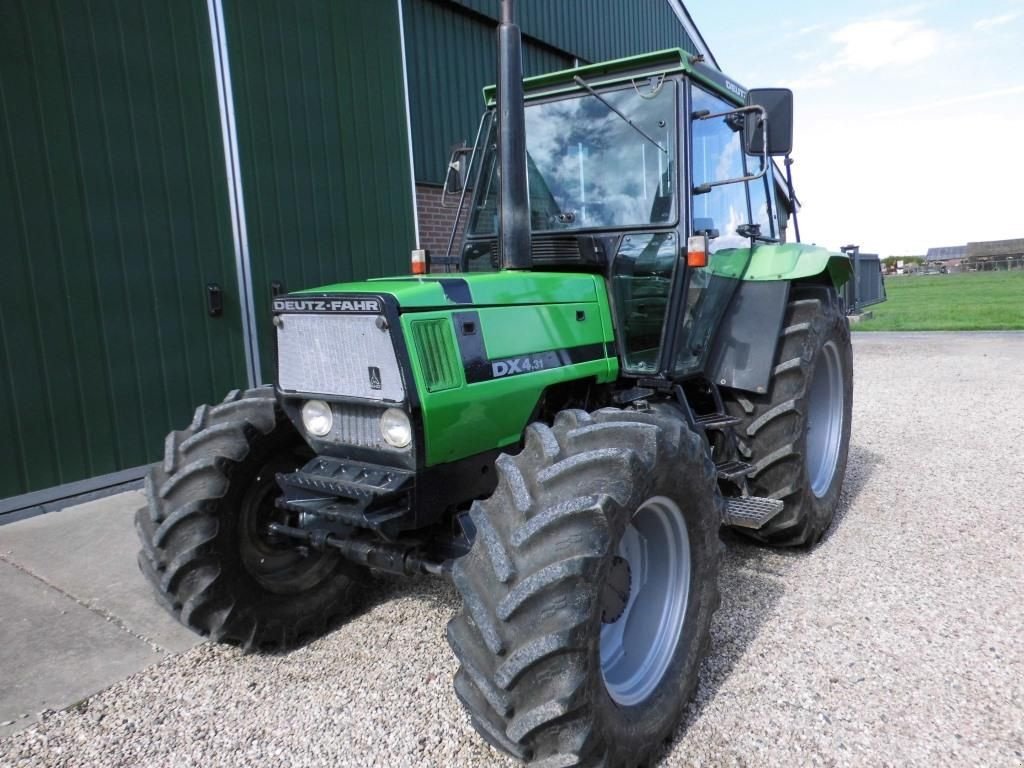 Traktor типа Deutz-Fahr DX 4.31, Gebrauchtmaschine в Streefkerk (Фотография 1)