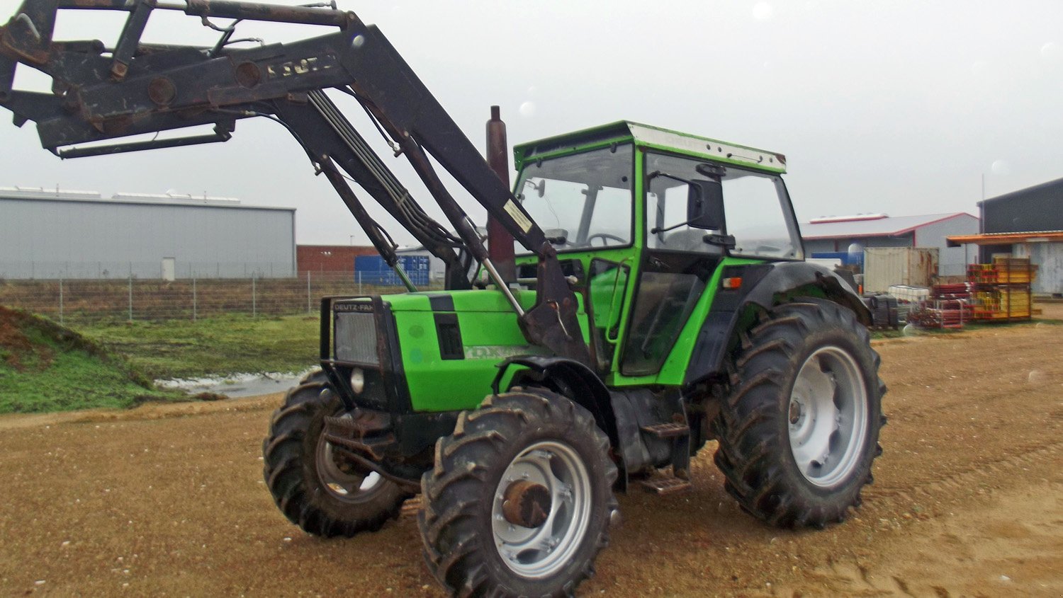 Traktor des Typs Deutz-Fahr DX 4.50 + Frontlader, Gebrauchtmaschine in Mittelsdorf (Bild 1)