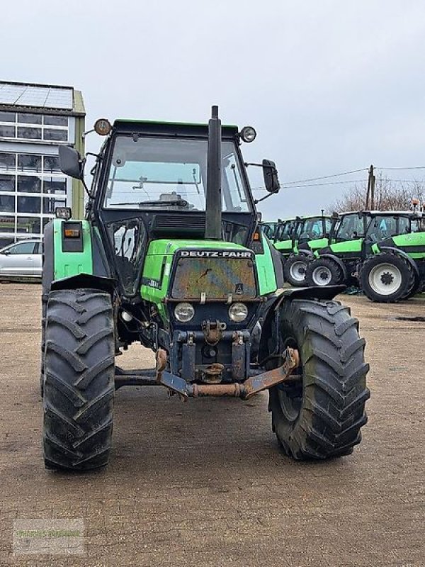 Traktor от тип Deutz-Fahr DX 4.70 mit FKH+FZW, Gebrauchtmaschine в Leichlingen (Снимка 3)