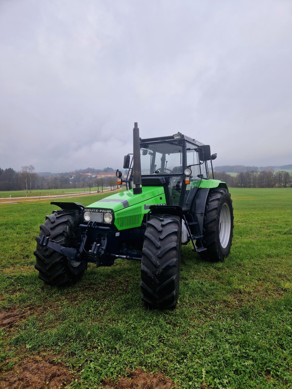 Traktor des Typs Deutz-Fahr DX 6.07 AgroXtra, Gebrauchtmaschine in Moosbach (Bild 1)