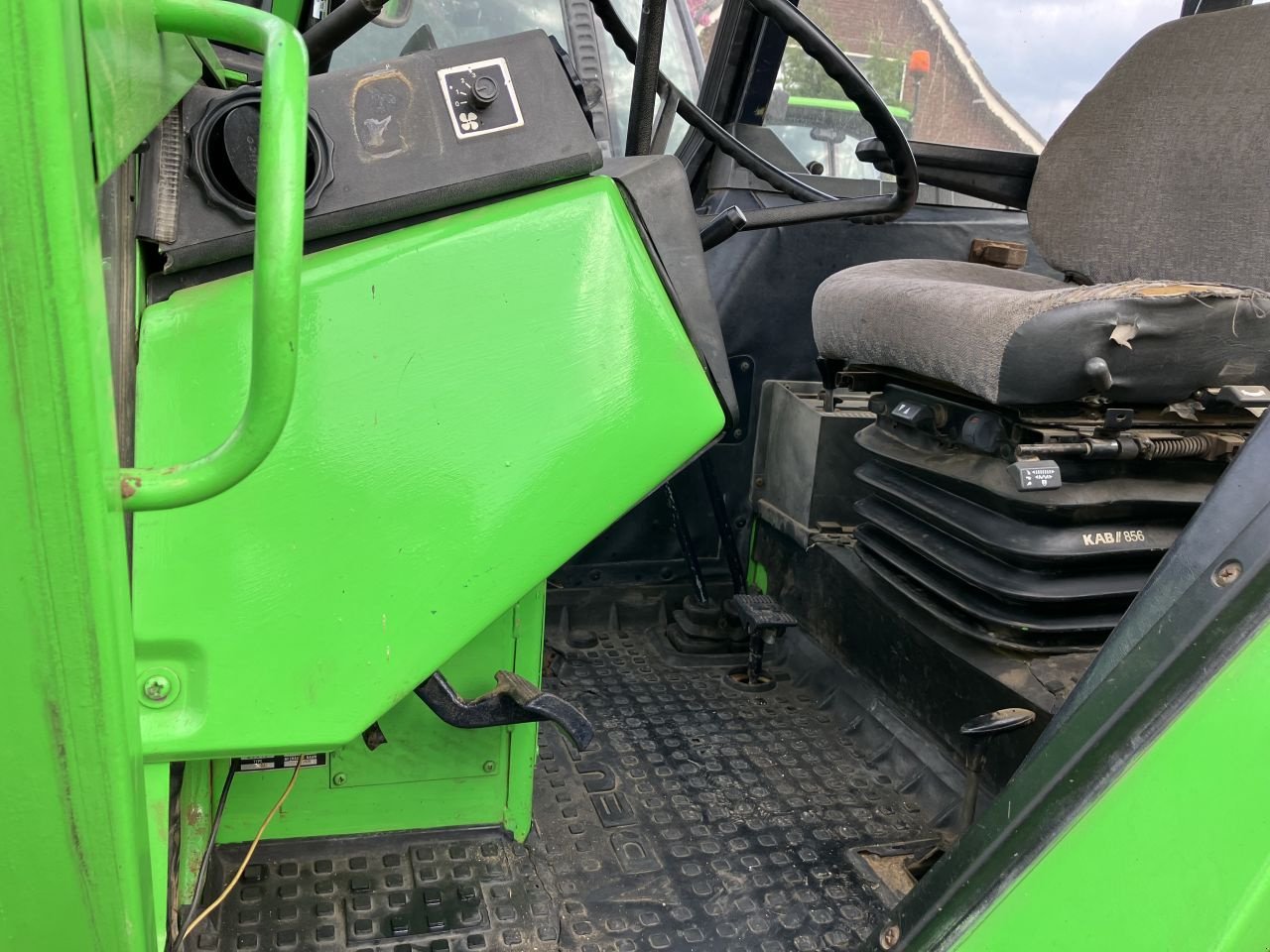 Traktor typu Deutz-Fahr DX110, Gebrauchtmaschine w Kockengen (Zdjęcie 9)