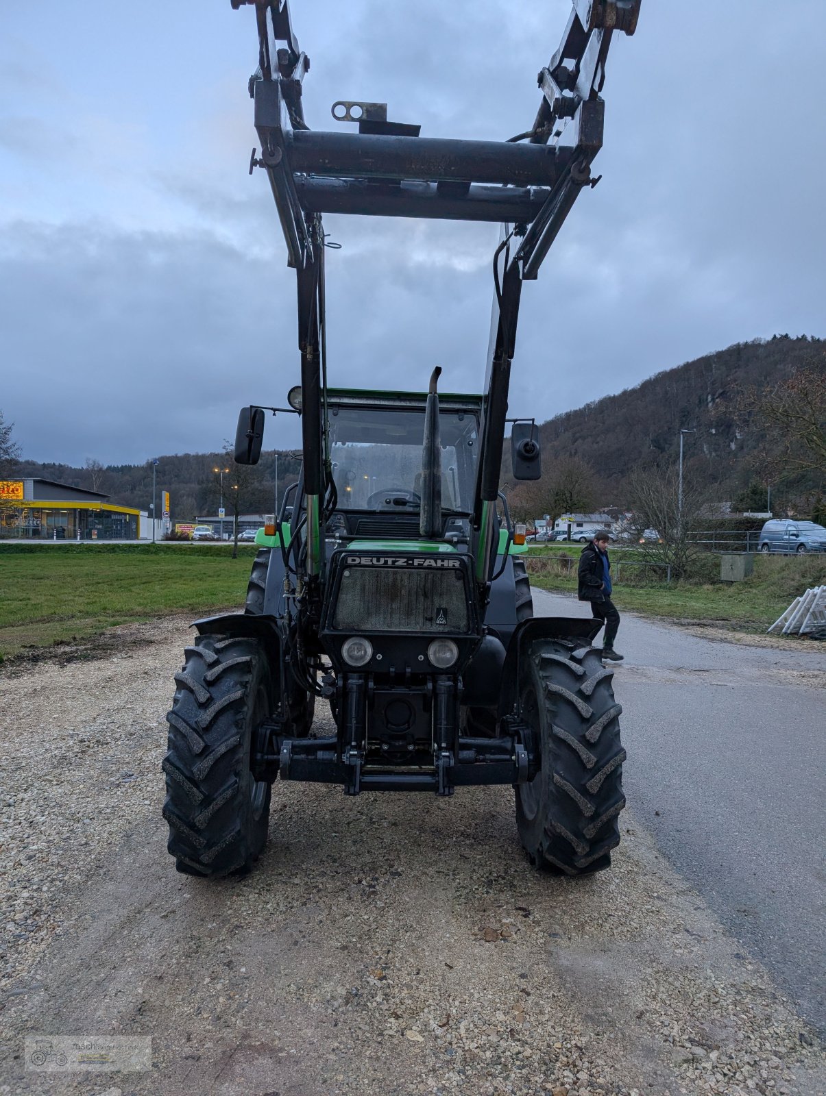 Traktor tipa Deutz-Fahr DX3.90, Gebrauchtmaschine u Wellheim (Slika 2)