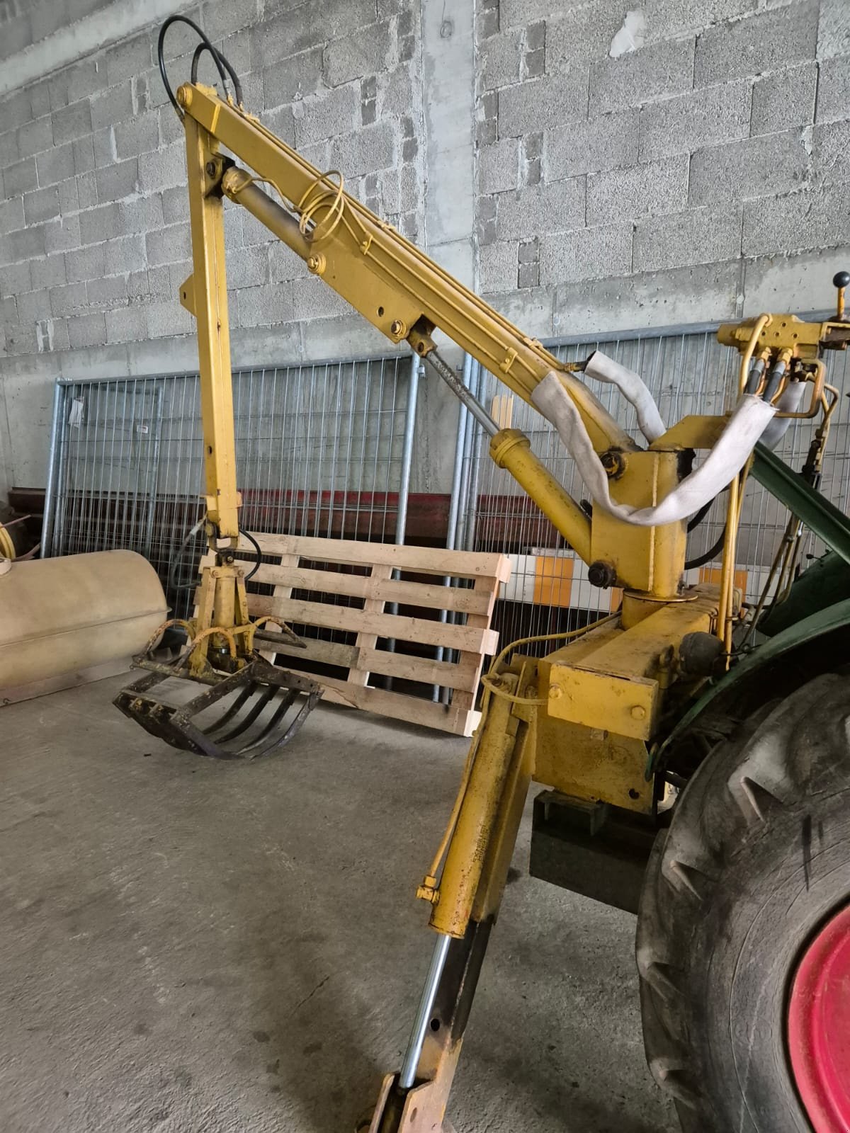 Traktor des Typs Deutz-Fahr F2L514, Gebrauchtmaschine in Sulzthal (Bild 3)