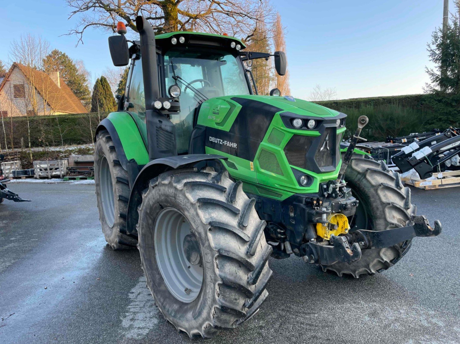 Traktor van het type Deutz-Fahr Tracteur agricole 6175AGROTRONTTV Deutz-Fahr, Gebrauchtmaschine in LA SOUTERRAINE (Foto 5)