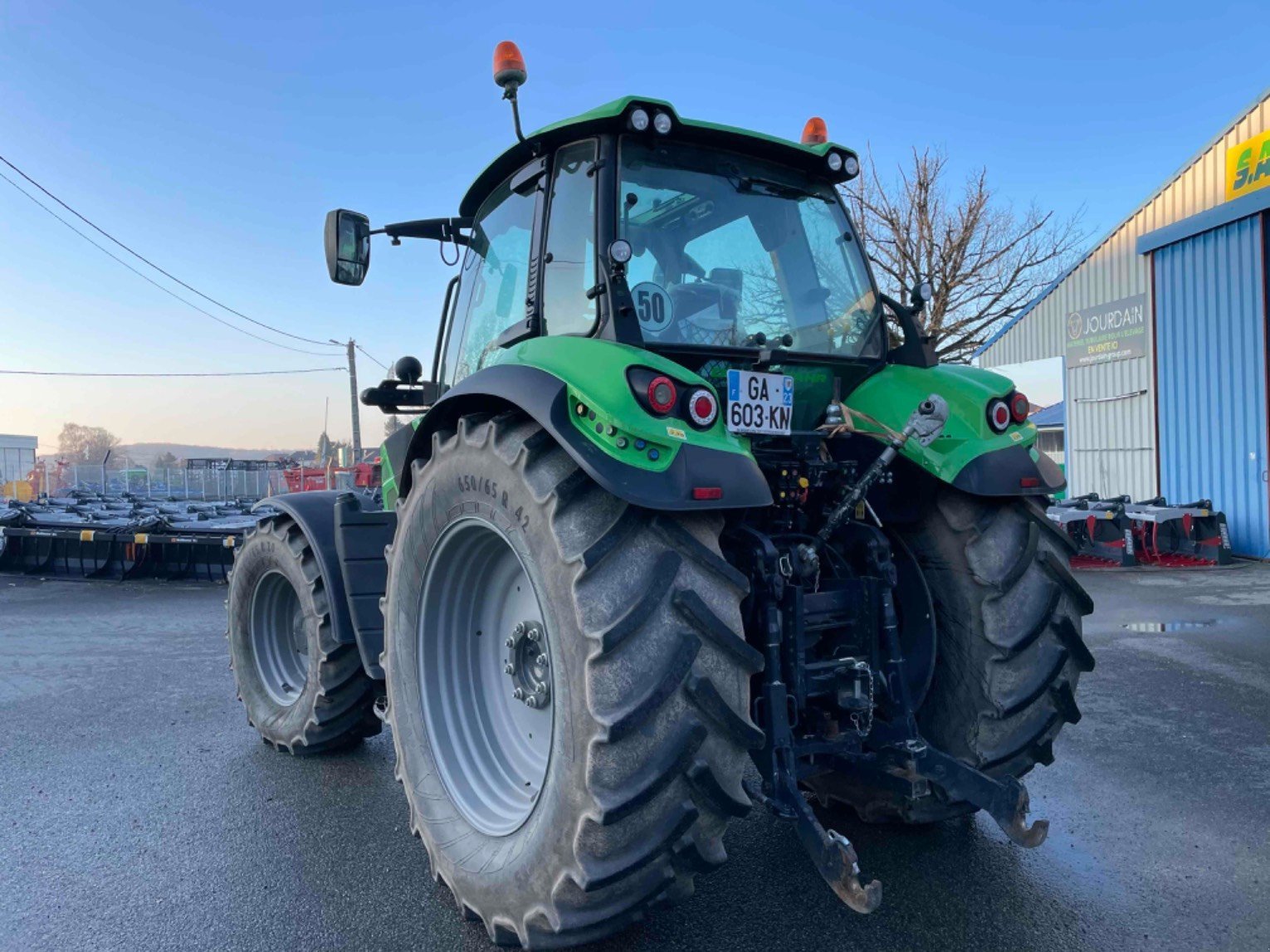 Traktor tipa Deutz-Fahr Tracteur agricole 6175AGROTRONTTV Deutz-Fahr, Gebrauchtmaschine u LA SOUTERRAINE (Slika 5)