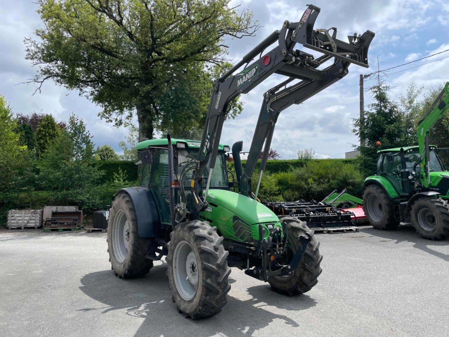 Traktor του τύπου Deutz-Fahr Tracteur agricole AGROPLUS 100 Deutz-Fahr, Gebrauchtmaschine σε LA SOUTERRAINE (Φωτογραφία 2)