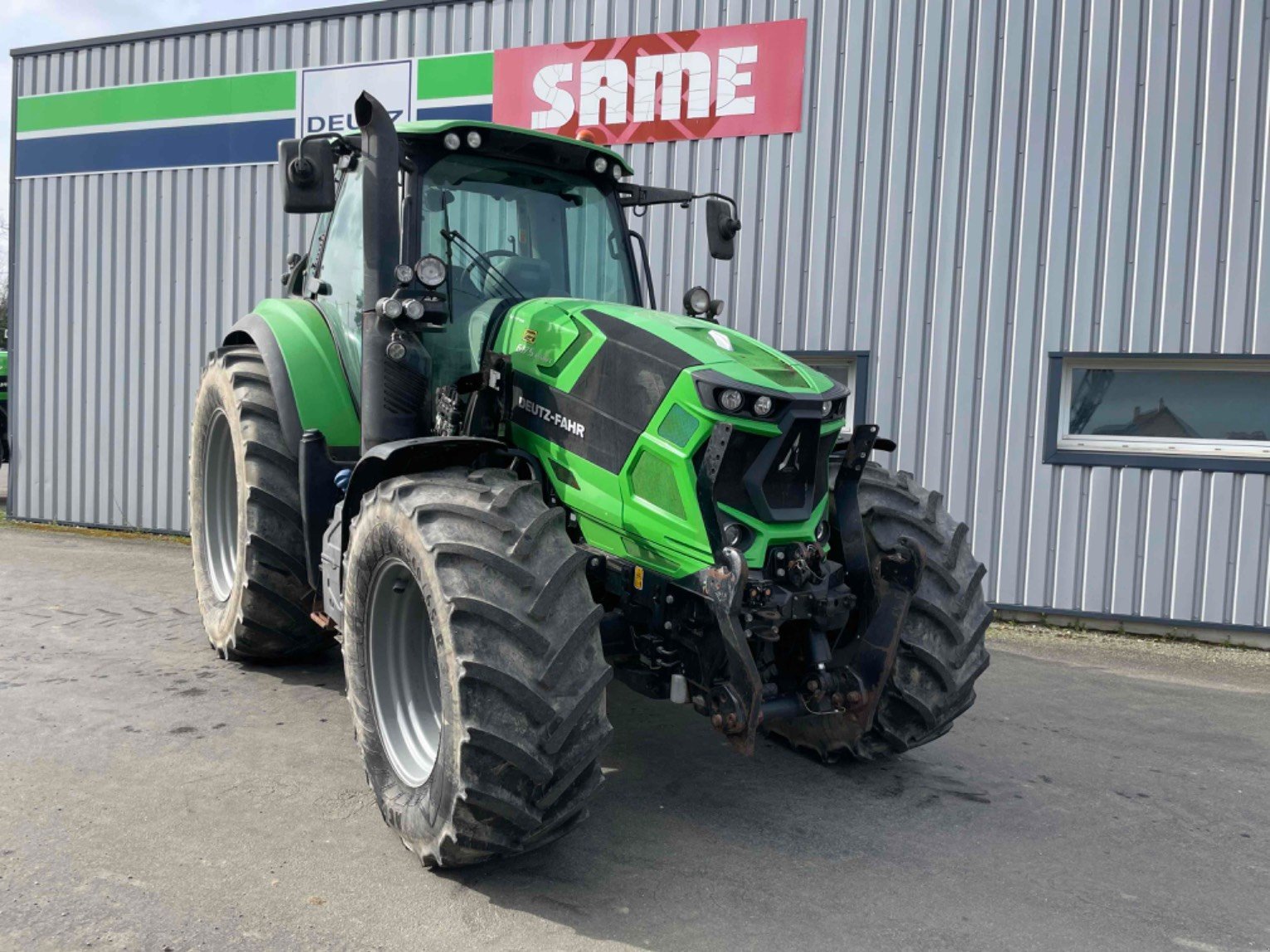 Traktor des Typs Deutz-Fahr Tracteur agricole SERIE6AGROTRON 6175 RCSHIFT (C), Gebrauchtmaschine in SAINT CLAIR SUR ELLE (Bild 2)