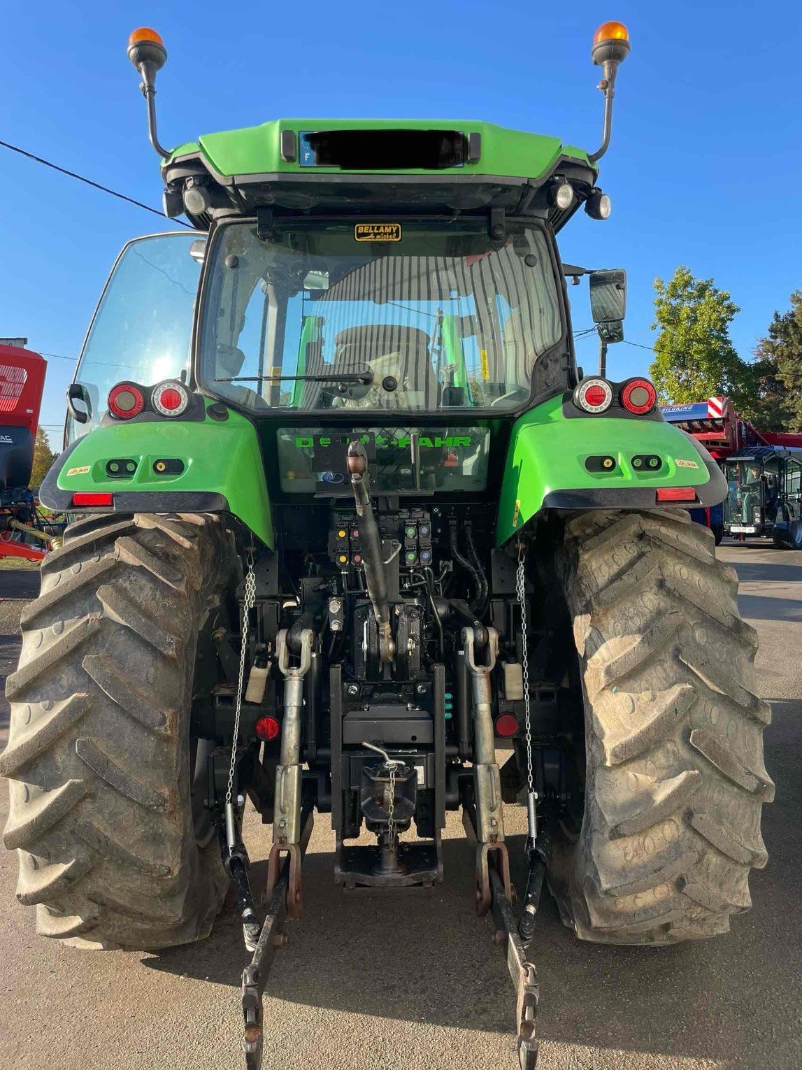 Traktor от тип Deutz-Fahr Tracteur agricole SERIE6TTVAGROTRON 6120 TTV (C) D, Gebrauchtmaschine в SAINT CLAIR SUR ELLE (Снимка 3)