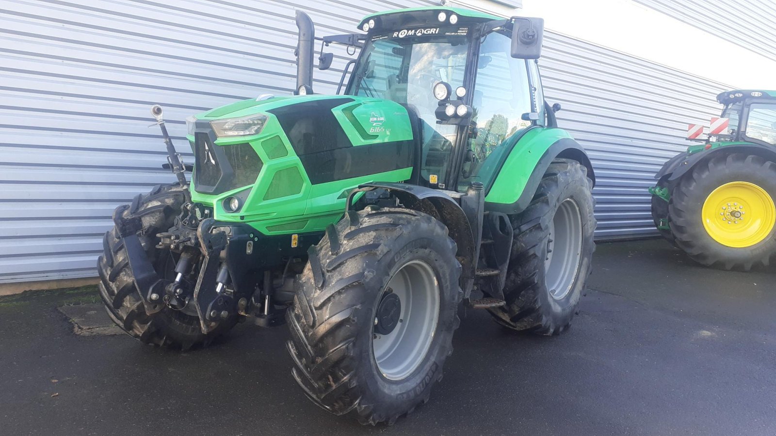 Traktor van het type Deutz-Fahr TRACTEUR OCC, Gebrauchtmaschine in Les Touches (Foto 1)