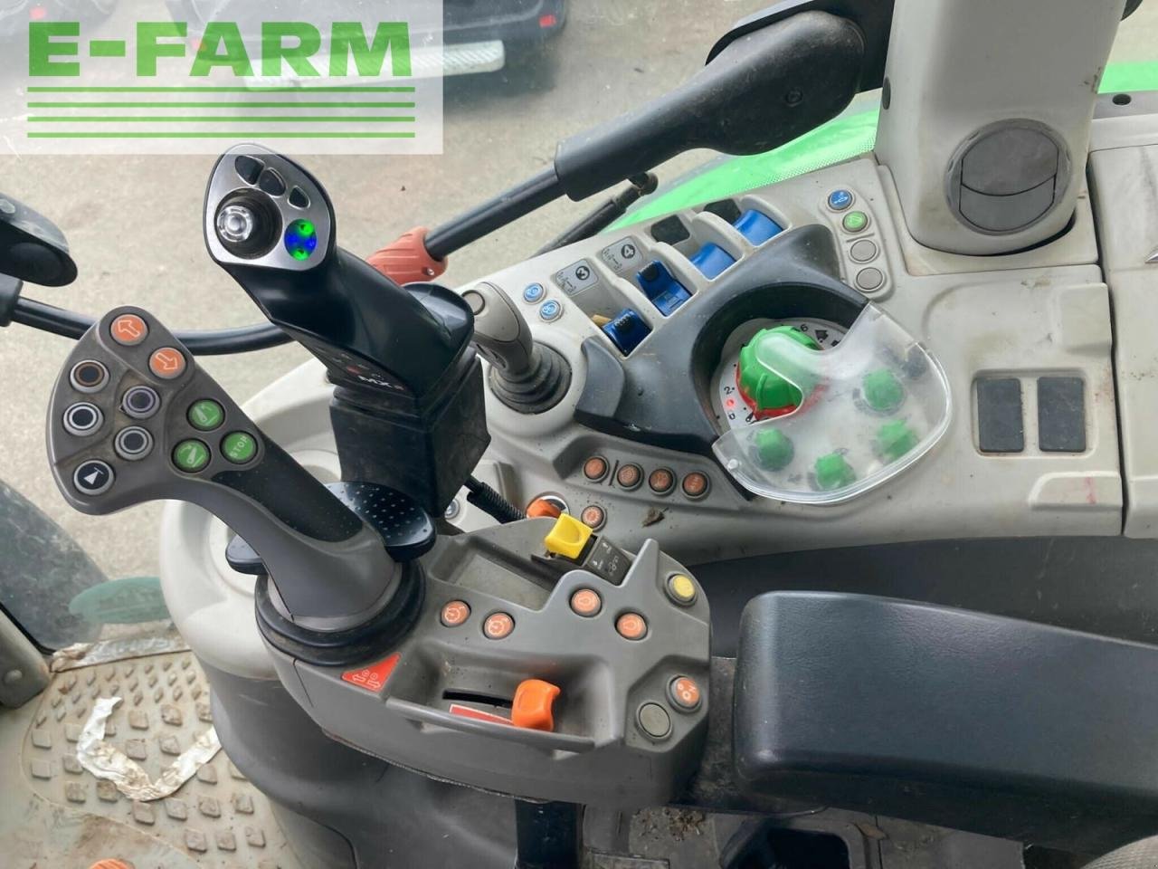 Traktor typu Deutz-Fahr ttv 6140.4, Gebrauchtmaschine w PLOUIGNEAU (Zdjęcie 5)