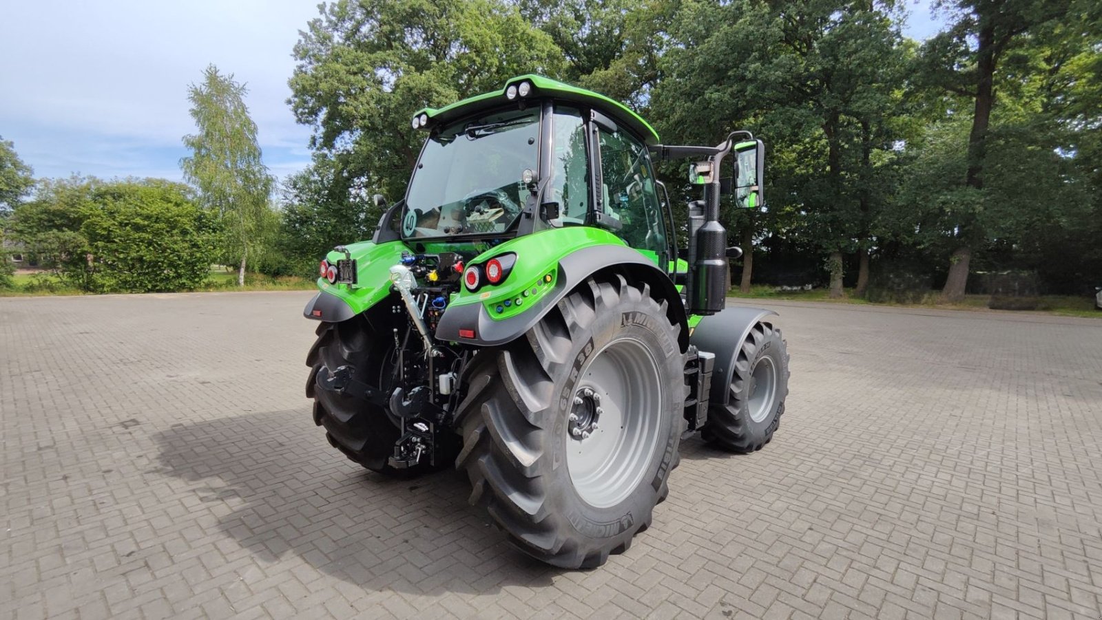 Traktor tipa Deutz-Fahr TTV 6140.4, Neumaschine u Almen (Slika 8)