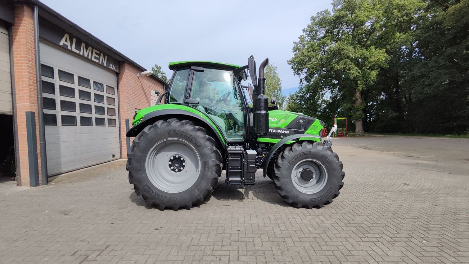 Traktor typu Deutz-Fahr TTV 6140.4, Neumaschine w Almen (Zdjęcie 7)