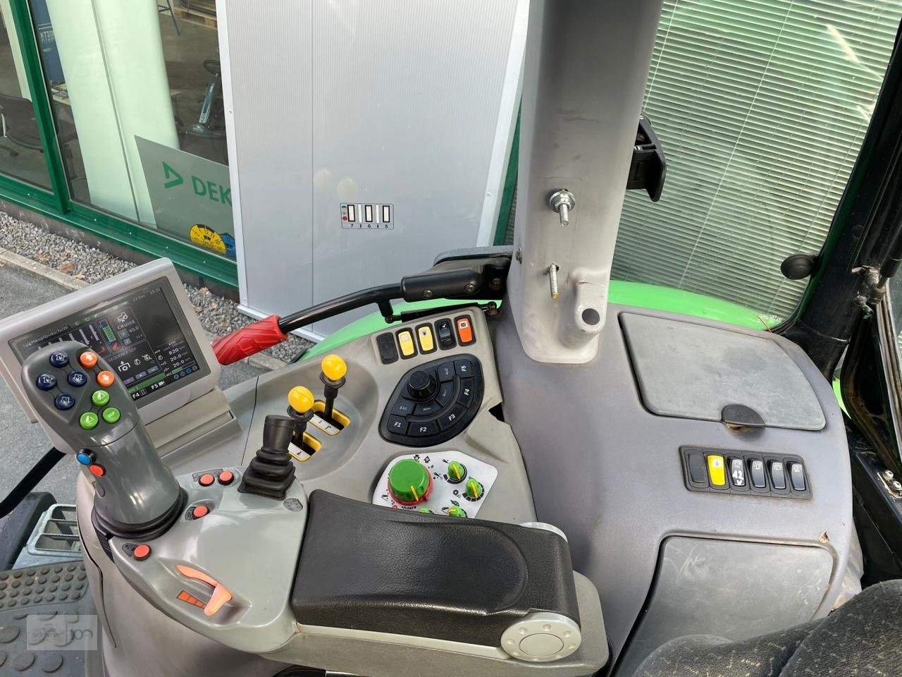 Traktor du type Deutz-Fahr TTV 630, Gebrauchtmaschine en Eslohe–Bremke (Photo 9)