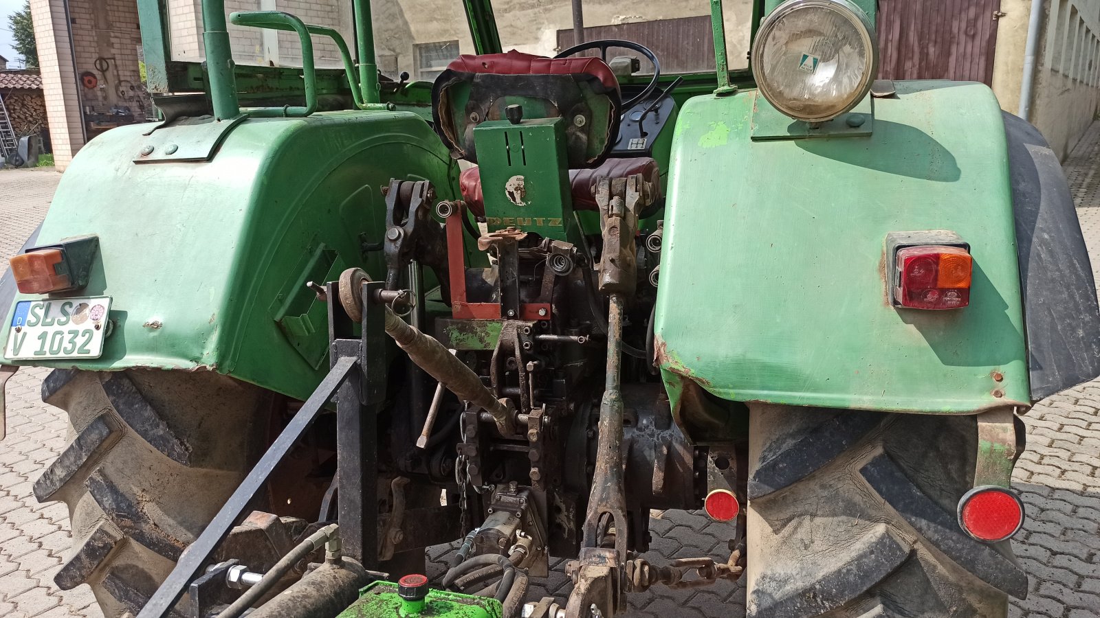 Traktor tip Deutz -8006, Gebrauchtmaschine in Saarlouis (Poză 3)