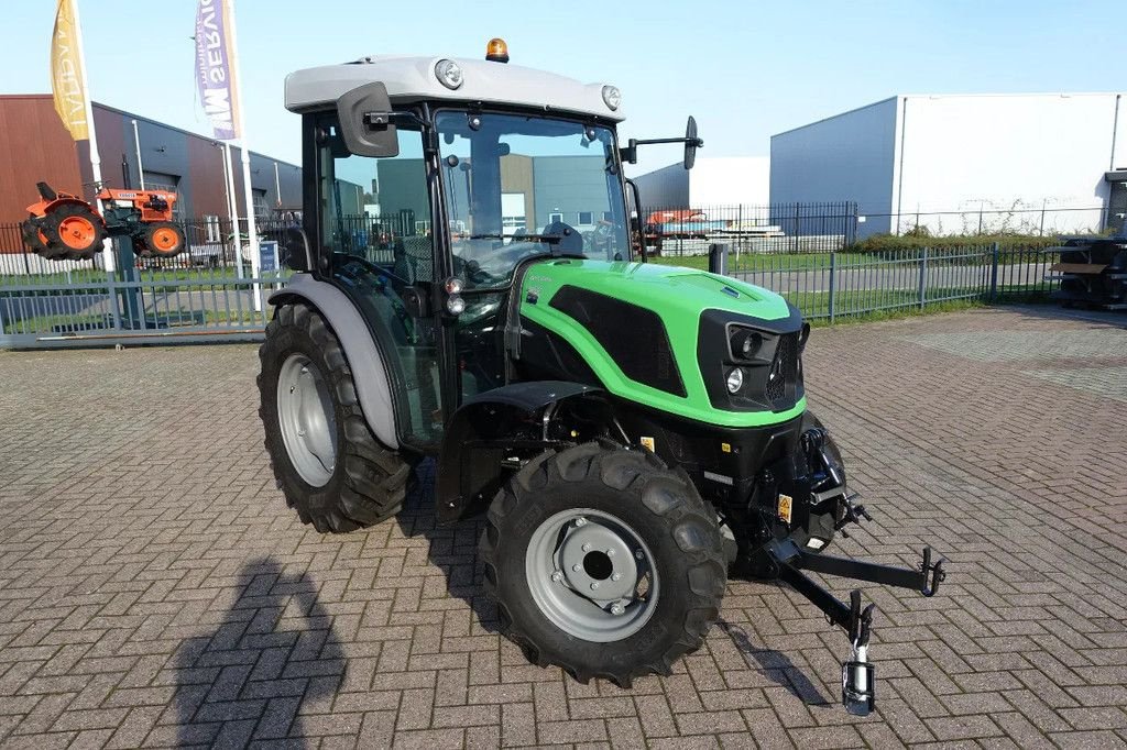 Traktor des Typs Deutz 3060 4wd / 0001 Draaiuren / Full Options, Gebrauchtmaschine in Swifterband (Bild 2)