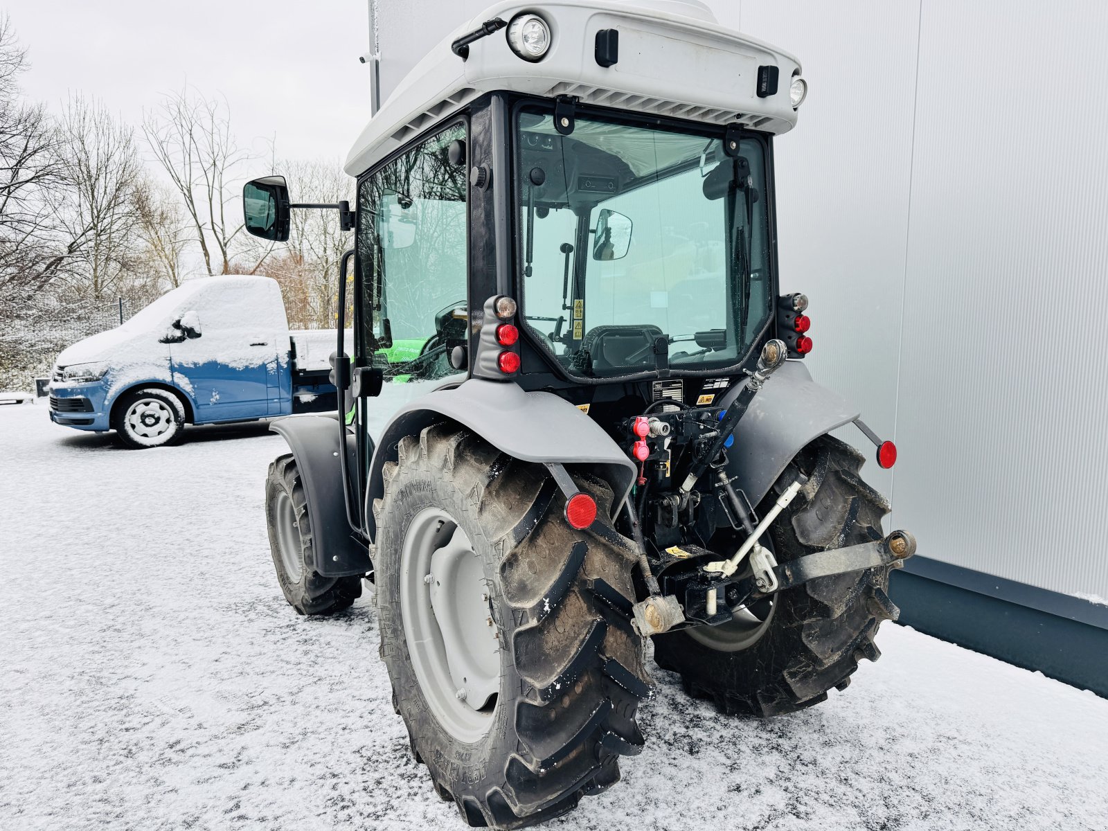 Traktor des Typs Deutz 3060 AGROKID - 1. HAND, Gebrauchtmaschine in Falkenstein (Bild 2)