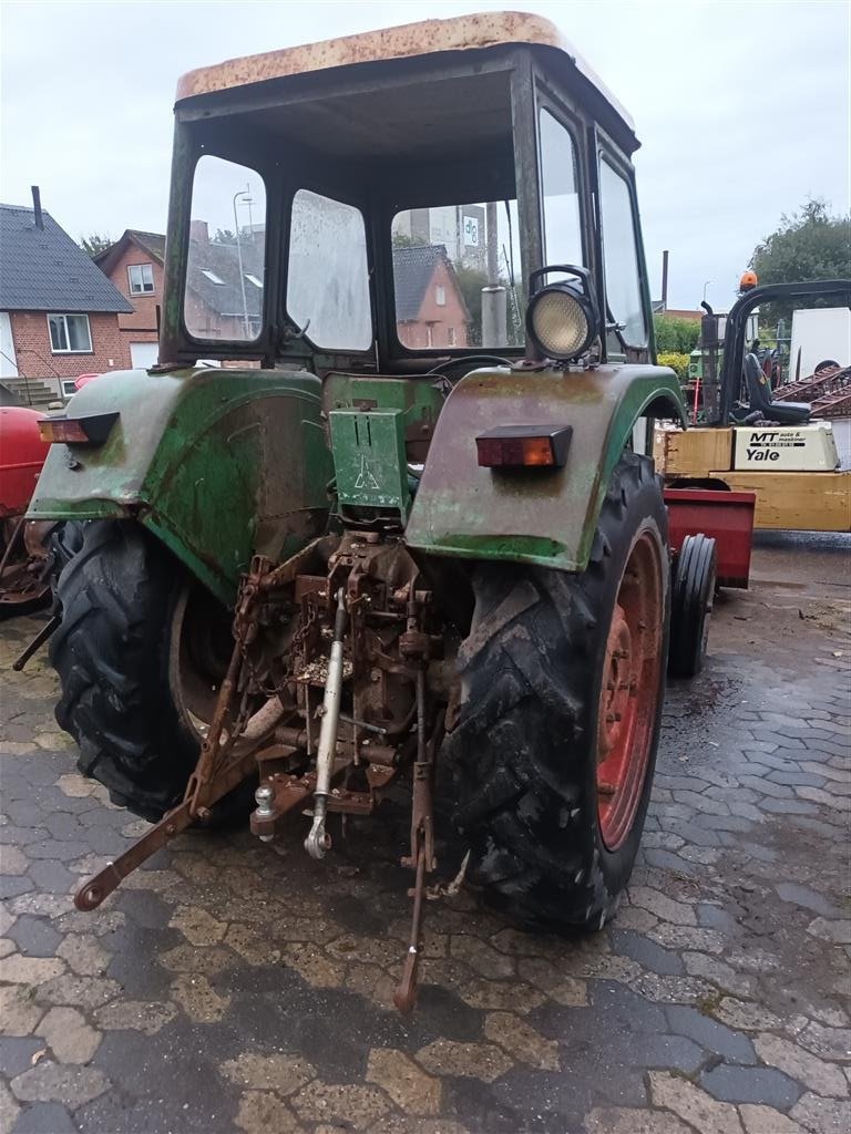 Traktor del tipo Deutz 4006 med hus, Gebrauchtmaschine In Roslev (Immagine 3)