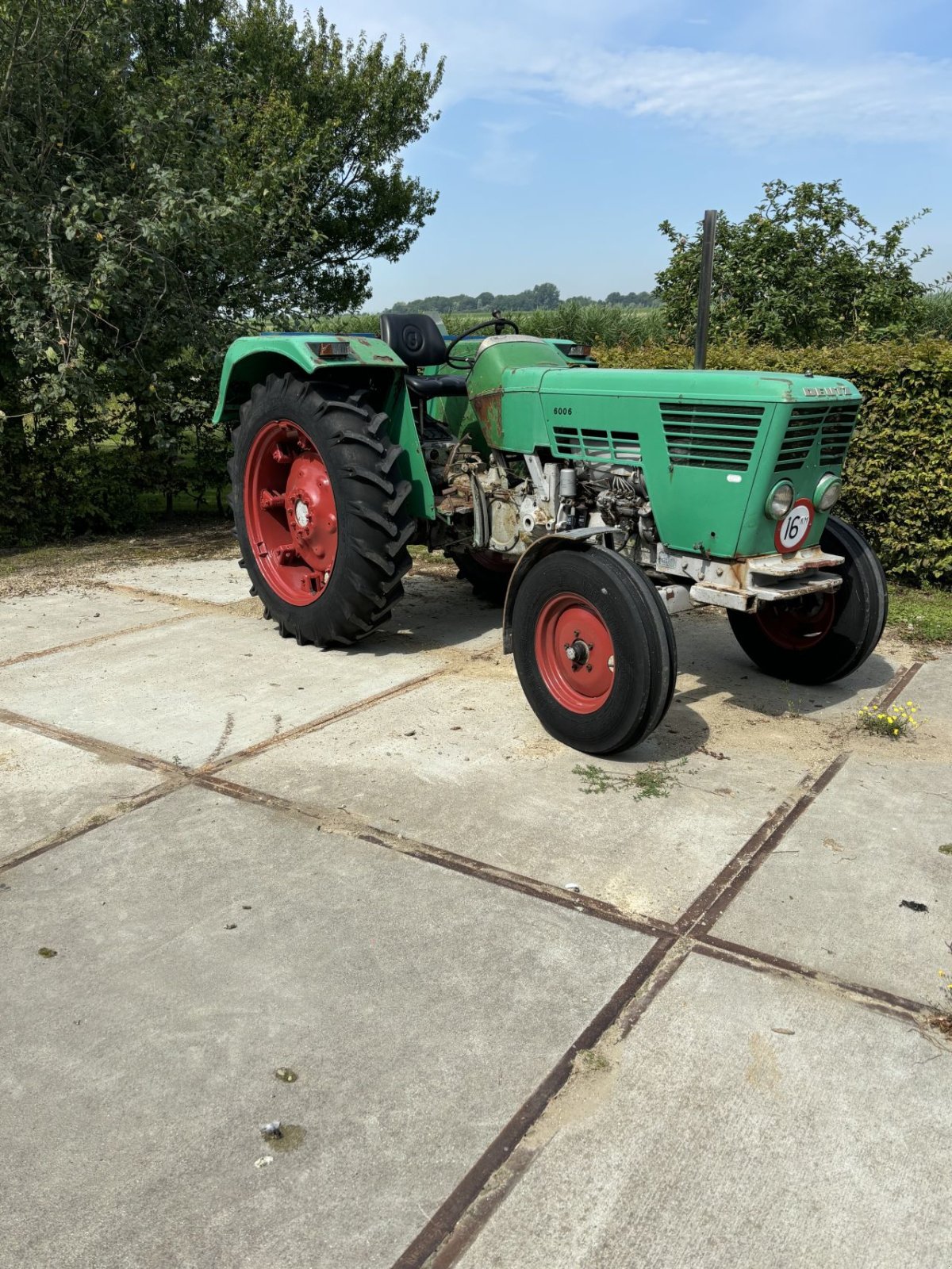 Traktor van het type Deutz 6006 s 2 WD, Gebrauchtmaschine in Bruinisse (Foto 3)