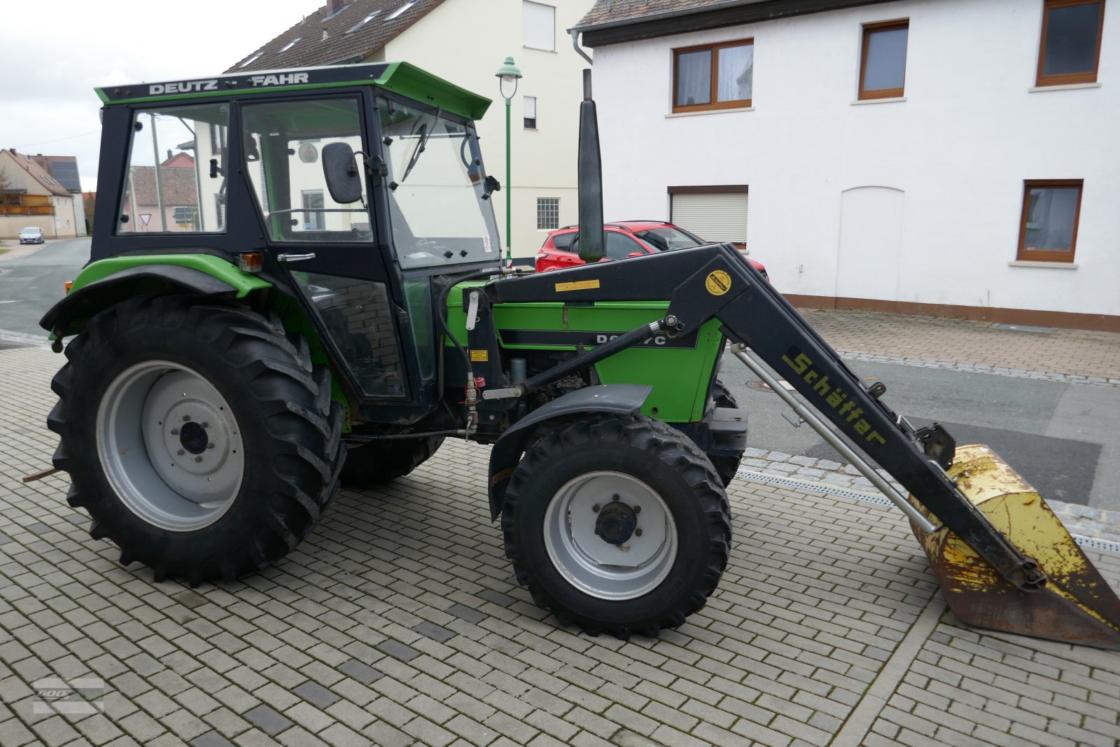 Traktor tip Deutz 6007 Allrad mit Kabine und Frontlader. Guter Zustand und technisch OK!, Gebrauchtmaschine in Langenzenn (Poză 3)