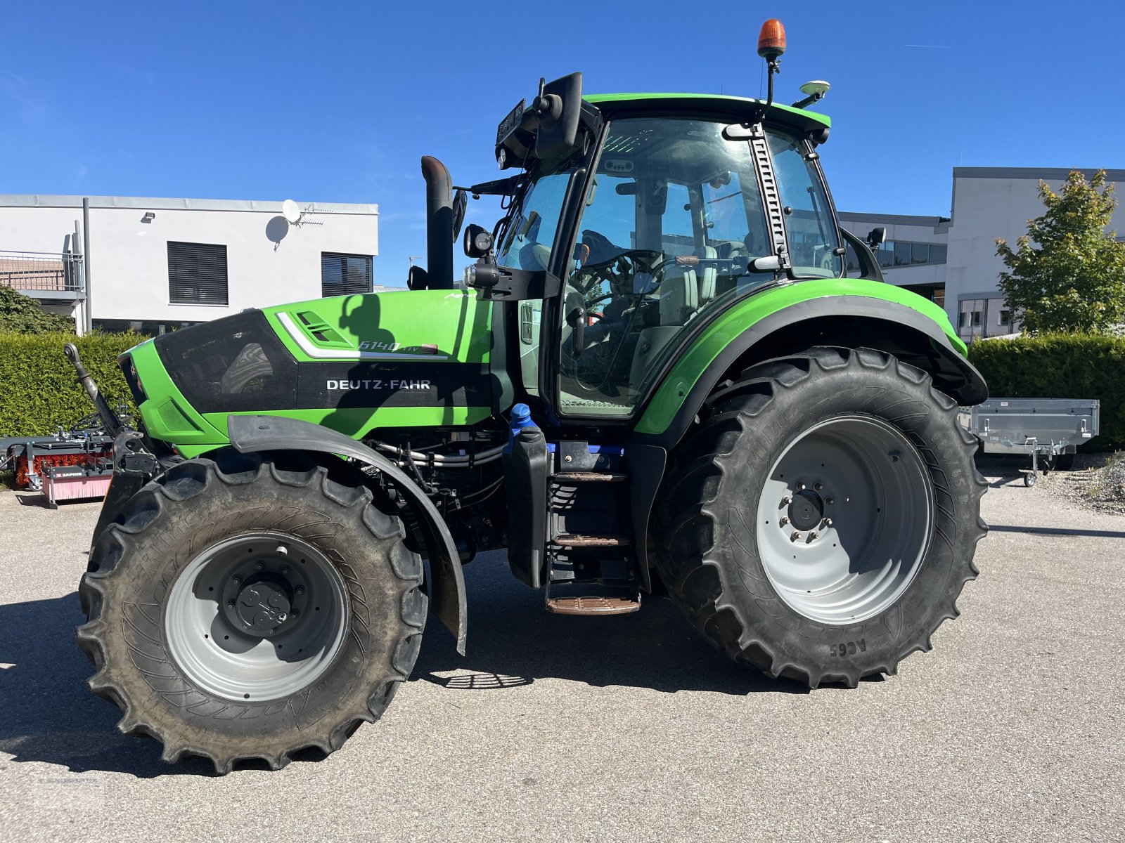 Traktor typu Deutz 6140 TTV, Gebrauchtmaschine w Unterdietfurt (Zdjęcie 3)