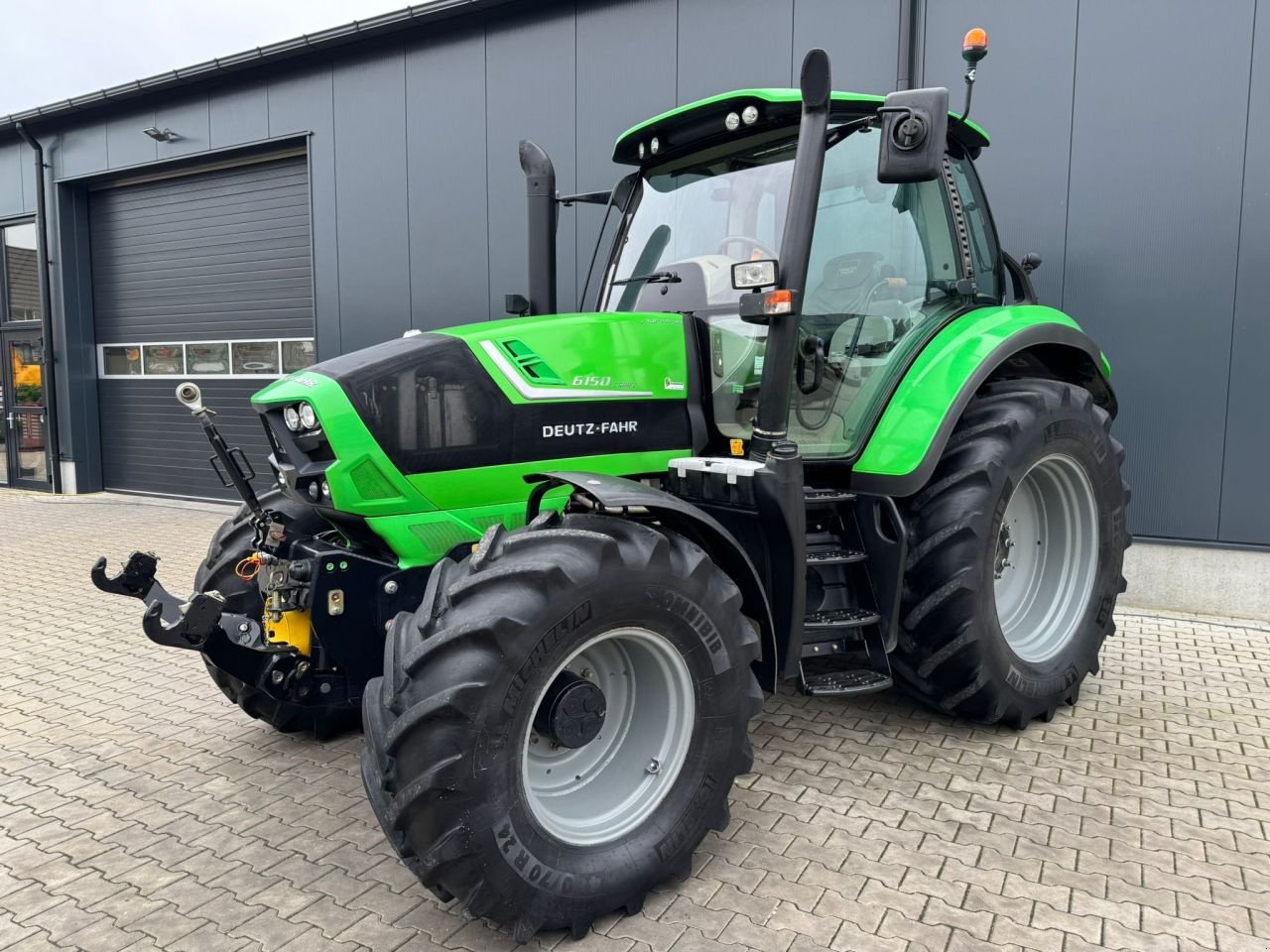 Traktor des Typs Deutz 6150 Cshift, Gebrauchtmaschine in Daarle (Bild 2)