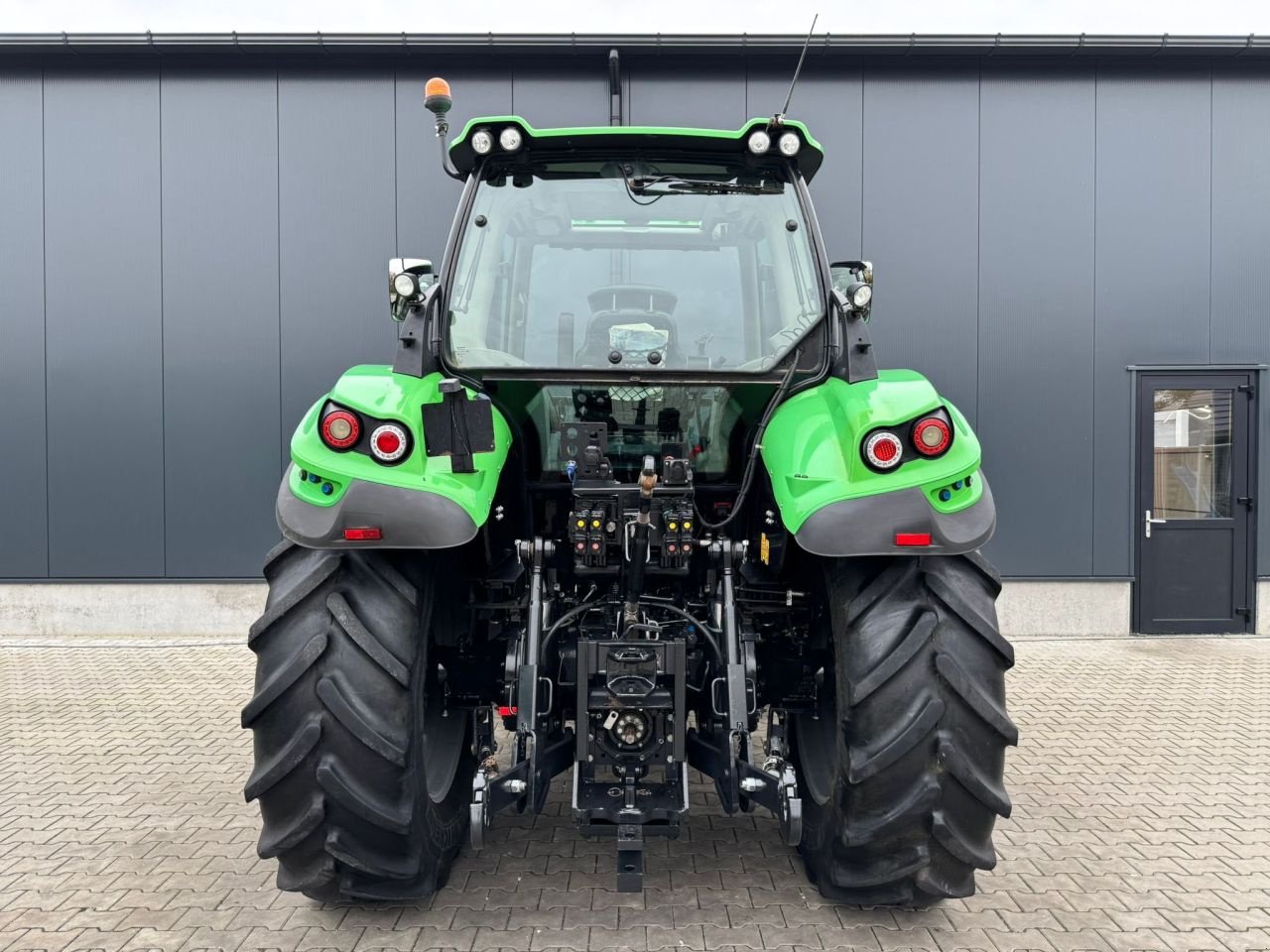 Traktor типа Deutz 6150 Cshift, Gebrauchtmaschine в Daarle (Фотография 7)