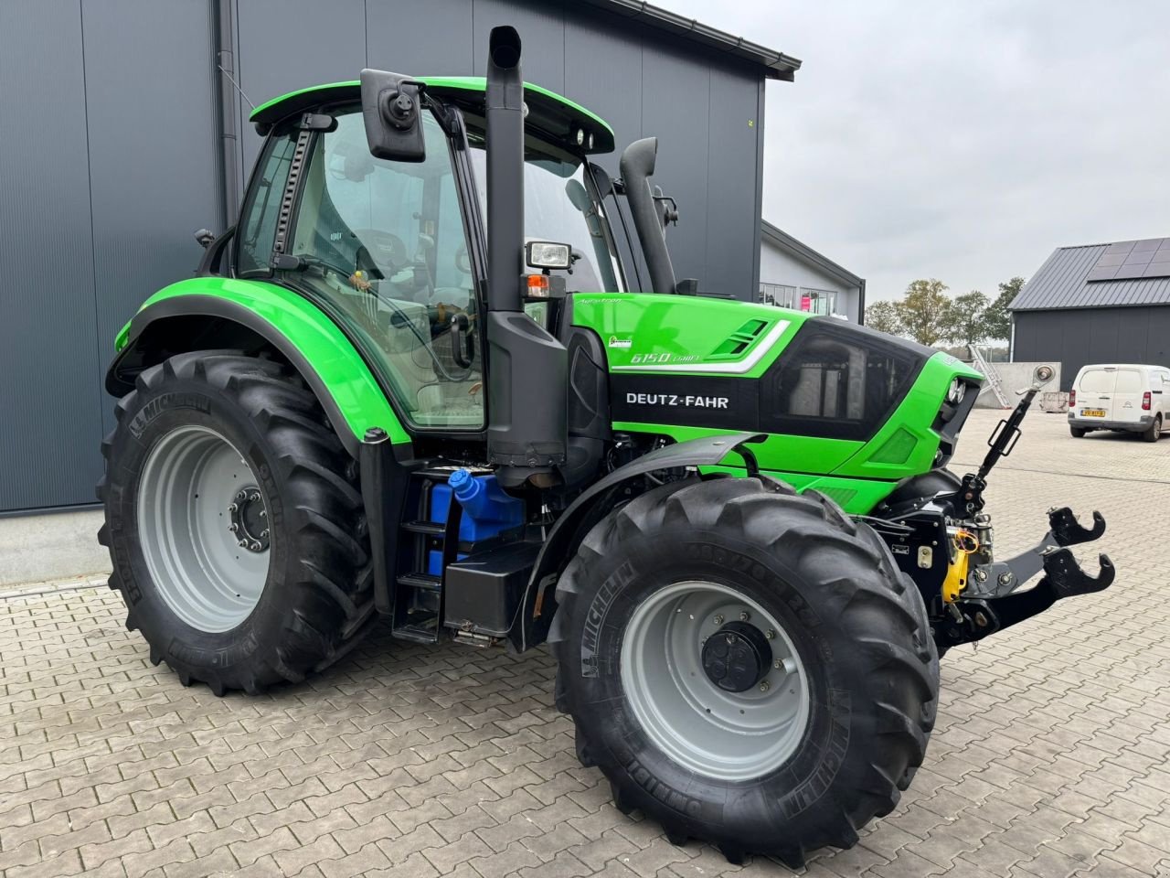 Traktor типа Deutz 6150 Cshift, Gebrauchtmaschine в Daarle (Фотография 4)