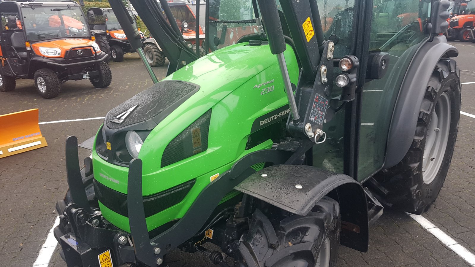 Traktor van het type Deutz Agrokid 230, Gebrauchtmaschine in Olpe (Foto 3)